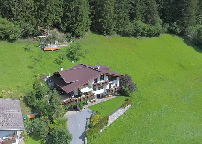 Haus Fischer بيتنيو آم أرلبرغ